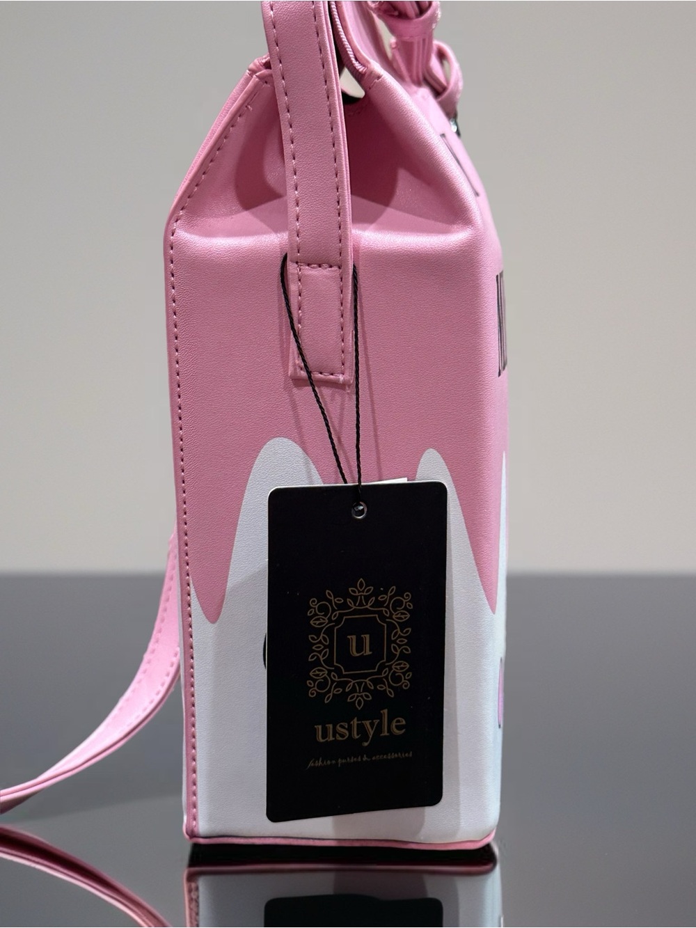 🍓Strawberry Milk Crossbody - Picture 3 of 5